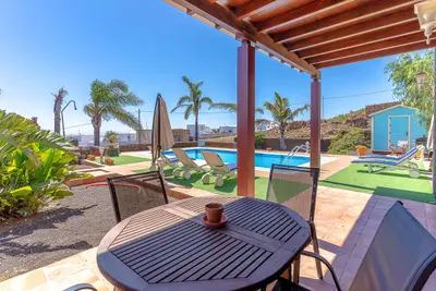 Casa en Tias — 2