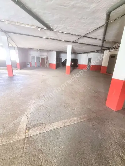 Plaza de garaje en Altavista — 4