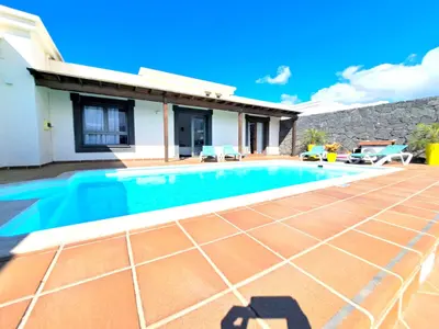 Villa en Playa Blanca — 3