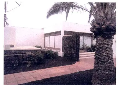 Local comercial en Costa Teguise — 2
