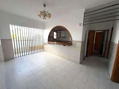 Piso en Titerroy (santa Coloma) — 2