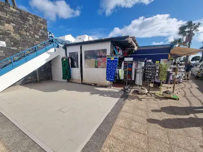 Local comercial en Puerto del Carmen — 4