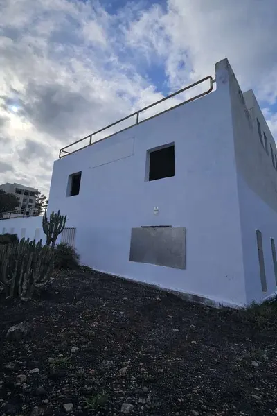 Local comercial en Costa Teguise — 2