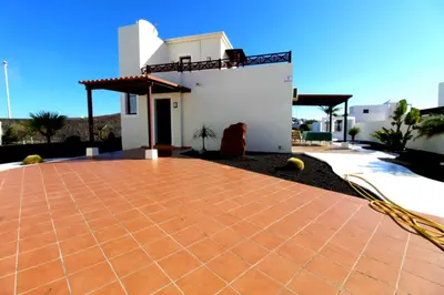 Villa en Playa Blanca — 2