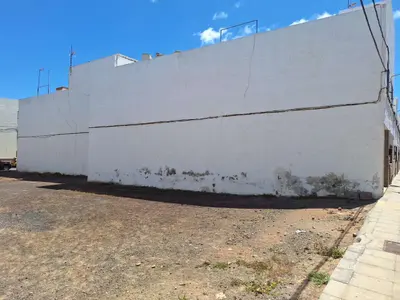 Parcela en Maneje — 2