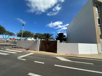 Parcela en Arrecife Centro — 5