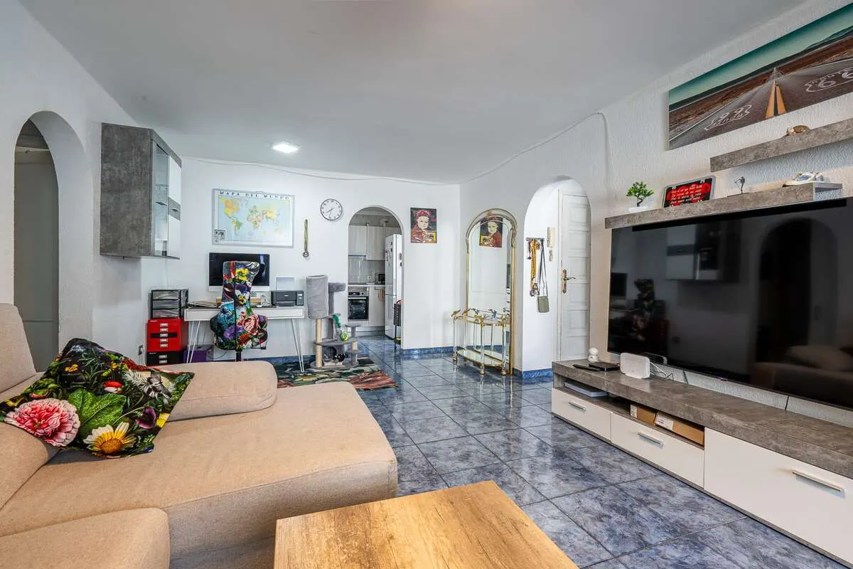 Piso en Los Lirios