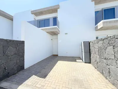 Dúplex en Costa Teguise — 2