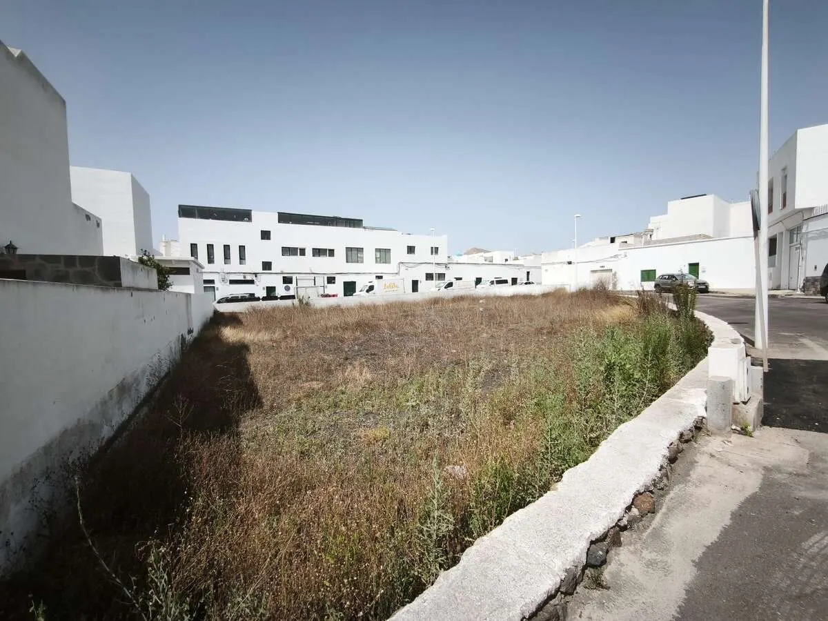 Parcela en San Bartolome