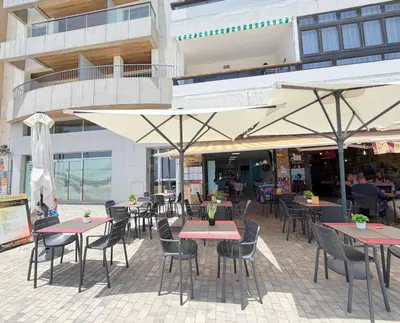 Local comercial en Arrecife Centro — 5